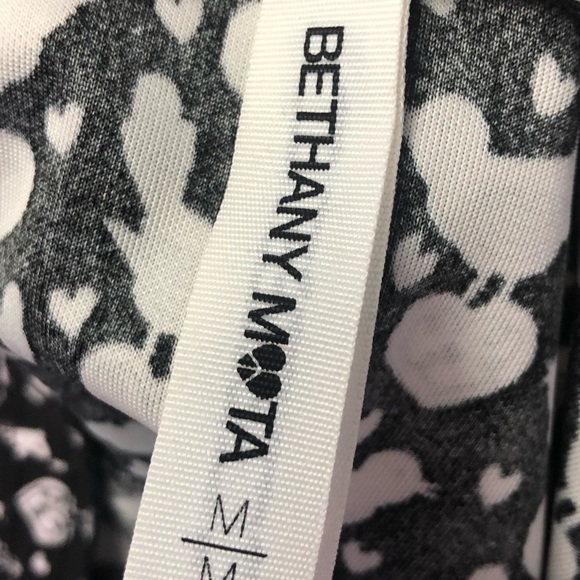 Bethany Mota skirt - Picture 4 of 5